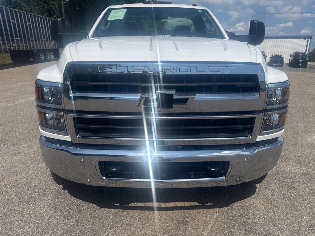 Used 2024 Summit White Chevrolet Work Truck image 8