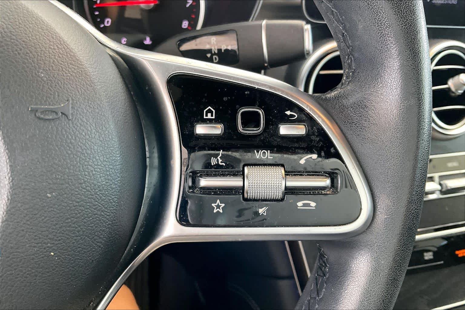 Used 2020 Black Mercedes-Benz GLC 300 image 24