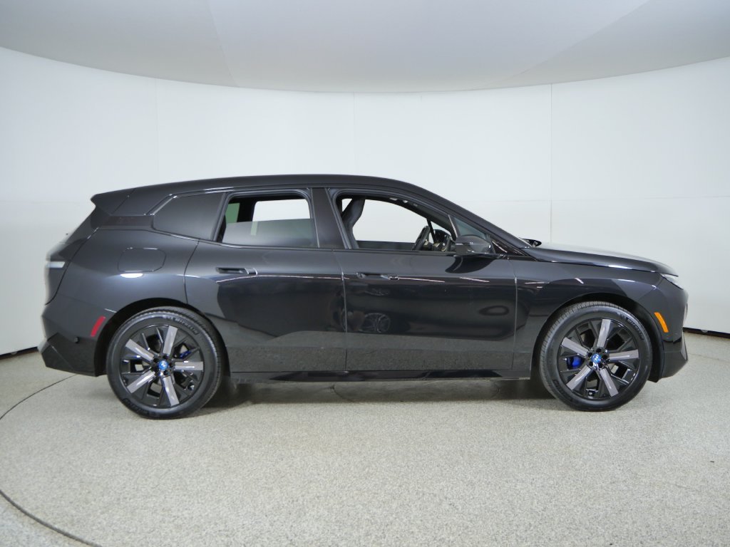 Used 2024 Black BMW xDrive50 image 9
