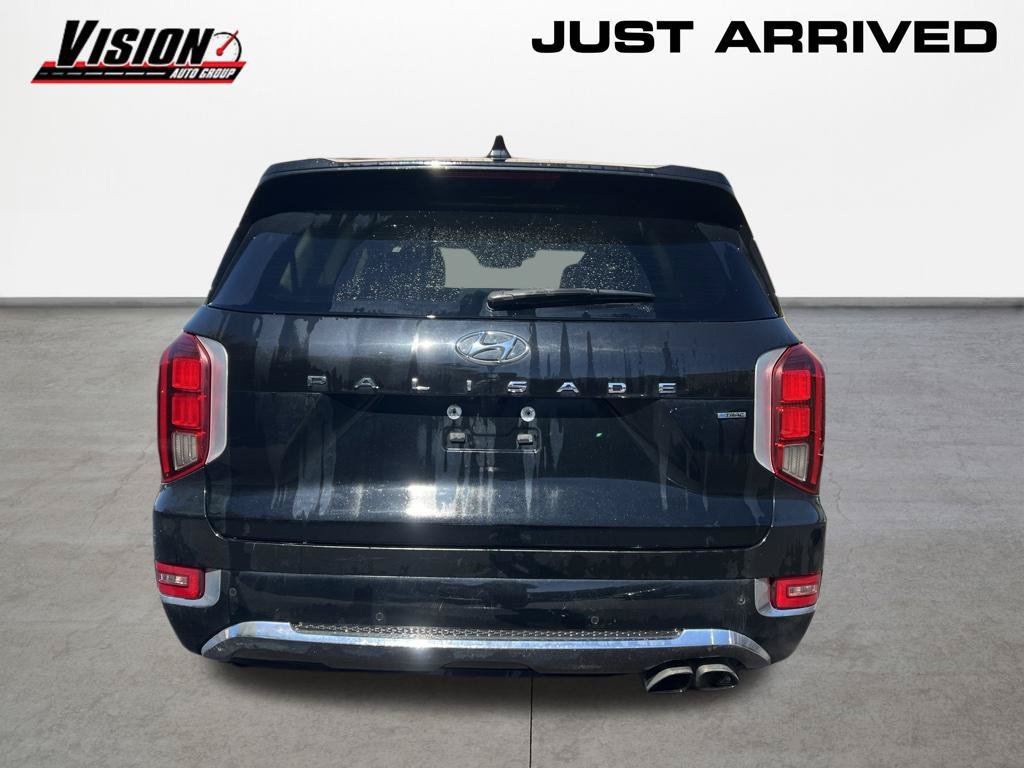 Used 2020 Black Hyundai Limited image 5