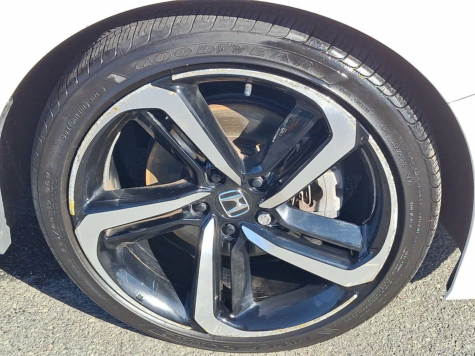Used 2021 Platinum White Pearl Honda Sport SE image 9