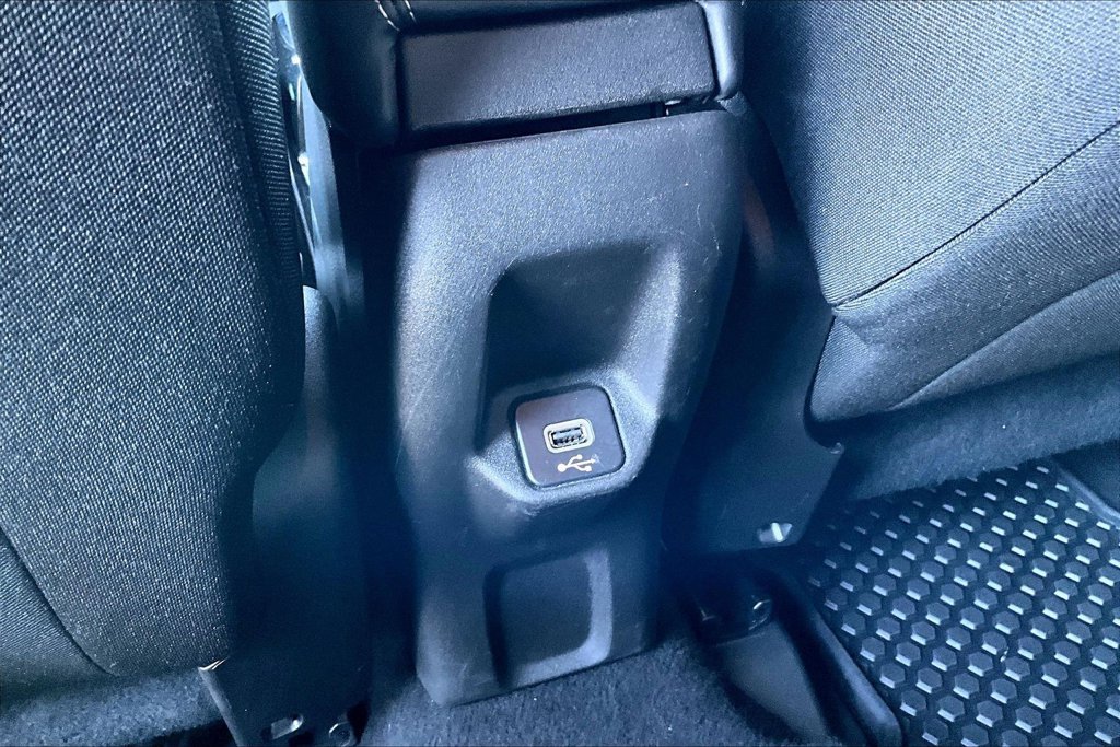 Used 2022 Teal Jeep Altitude image 8