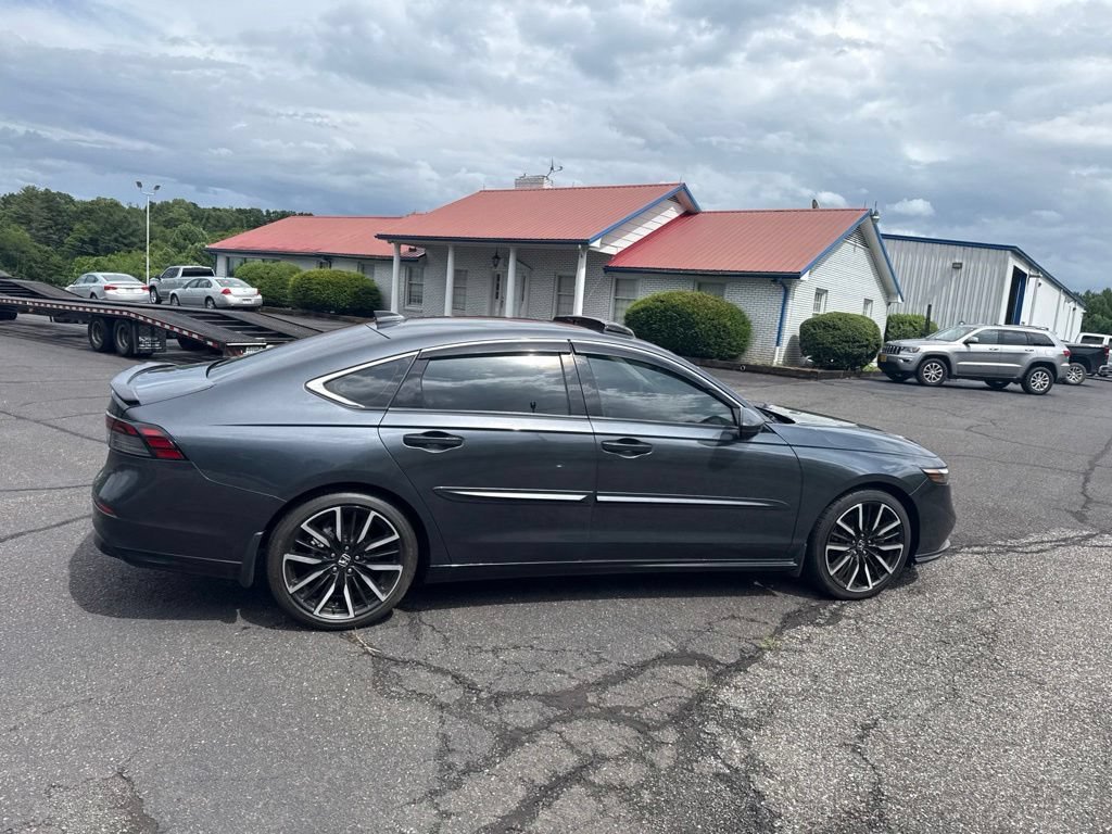 2023 Honda Accord Hybrid Touring - Photo 11