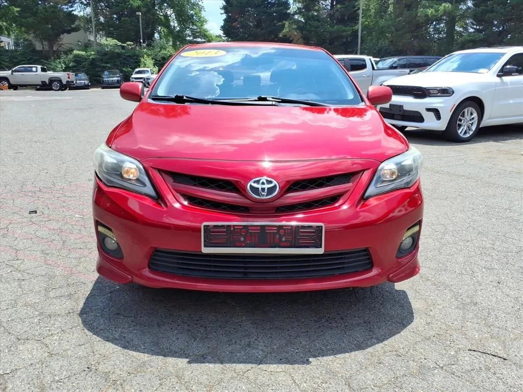 Used 2013 Red Toyota S image 34