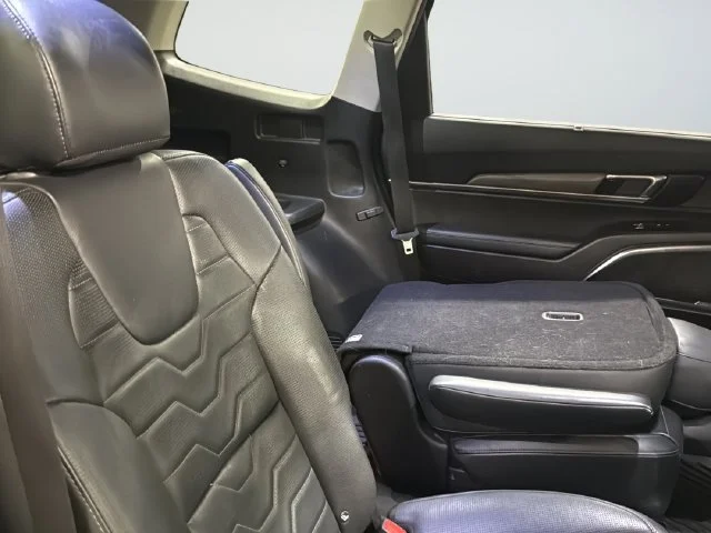 Used 2021 Gray Kia SX image 19