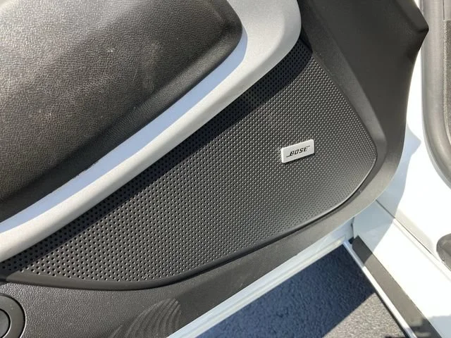 2022 Chevrolet Camaro LT1 - Photo 21