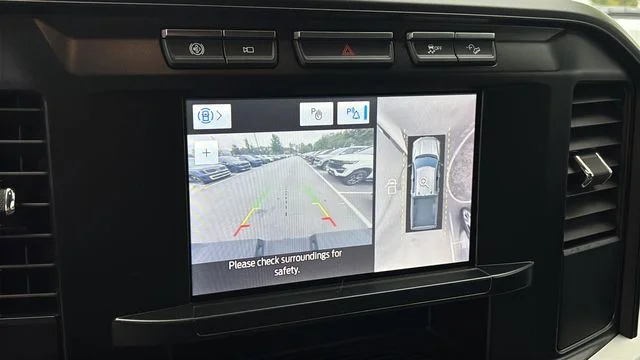 Used 2023 White Ford XL image 27