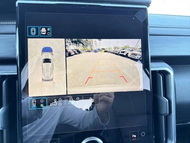 New 2026 Sterling Metallic GMC Elevation image 25