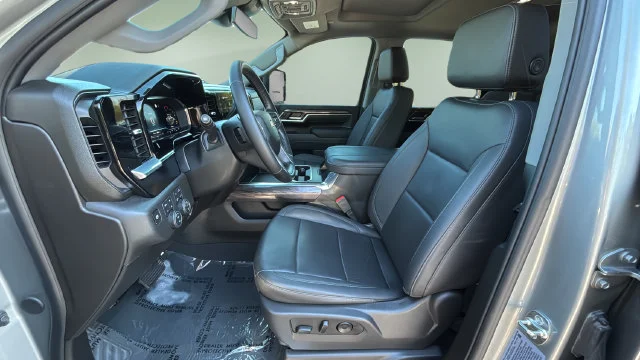Used 2025 Gray Chevrolet LTZ image 19