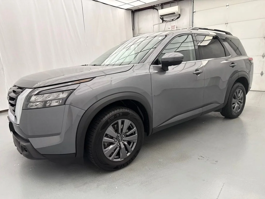 Used 2024 Gray Nissan SV image 3