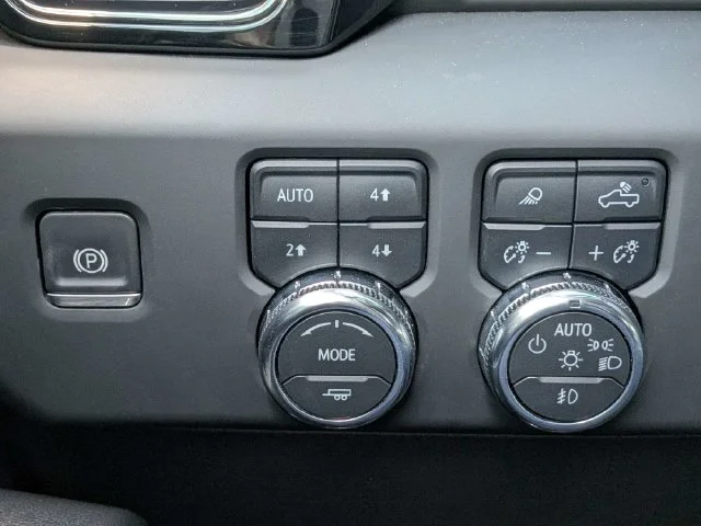 Used 2025 Gray GMC AT4 image 24