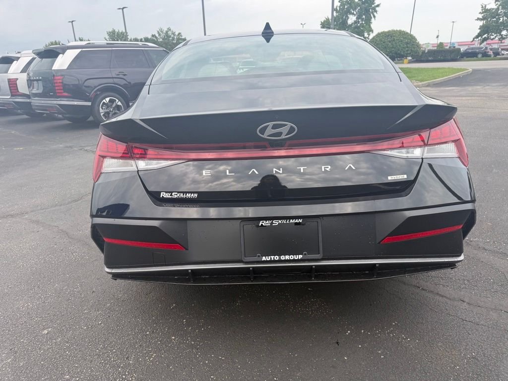 New 2026 Abyss Black Hyundai Limited image 7