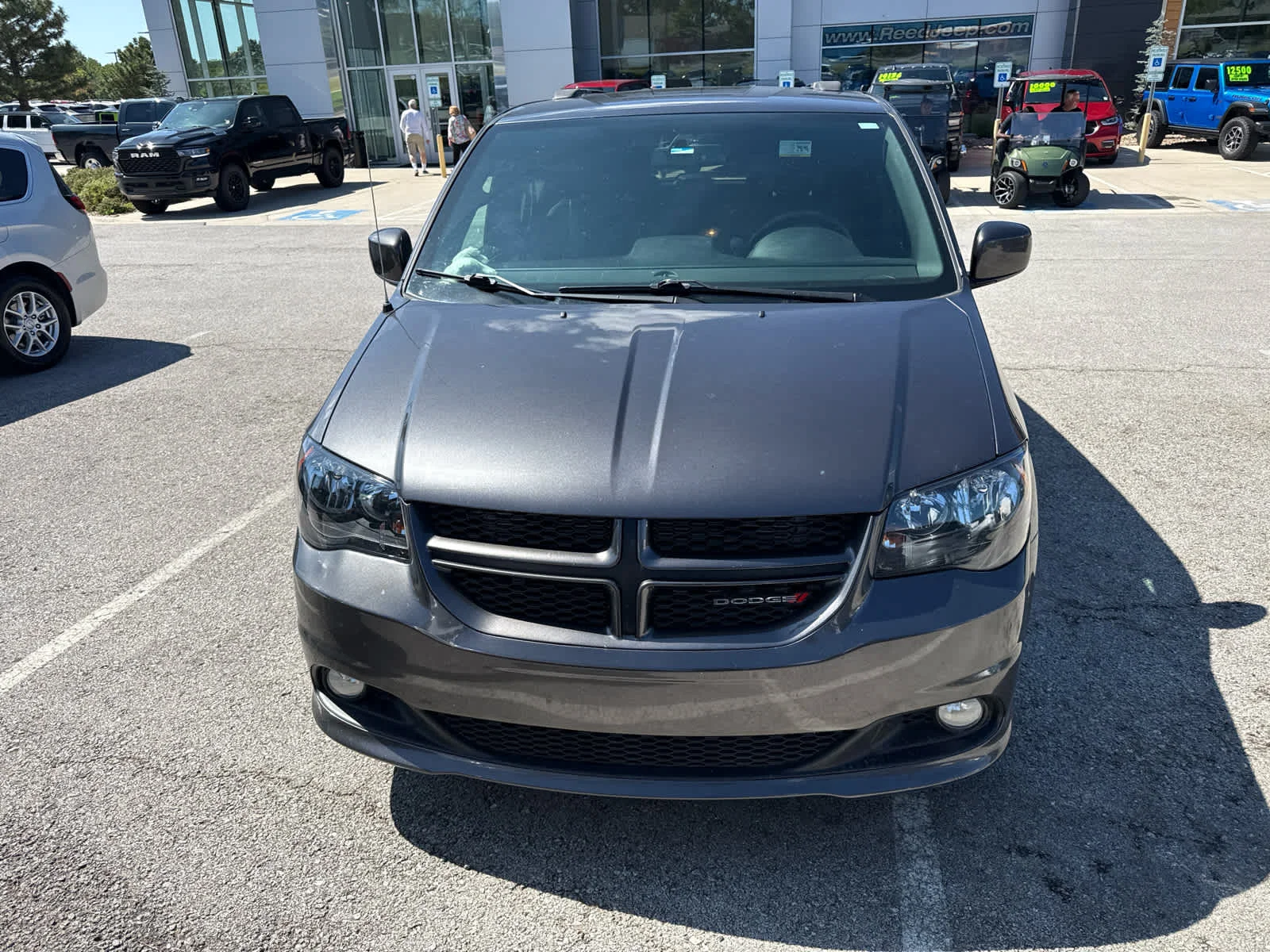 Used 2018 Dodge Grand Caravan GT with VIN 2C4RDGEG0JR147307 for sale in Kansas City