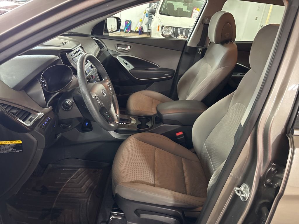 Used 2018 Gray Hyundai 2.4 Base image 26