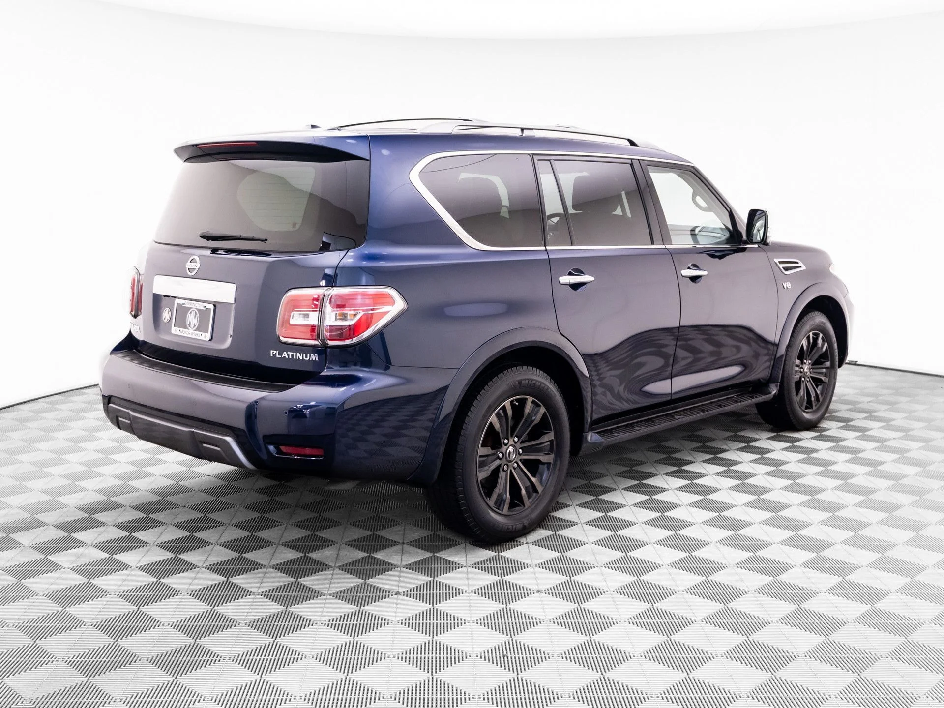 Used 2019 Blue Nissan Platinum image 5
