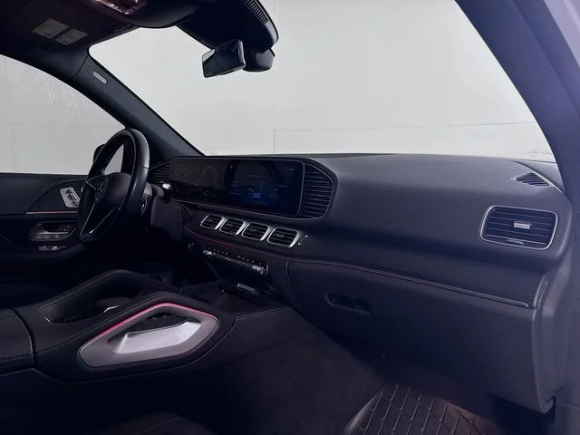 Used 2025 Gray Mercedes-Benz GLE 450e image 31