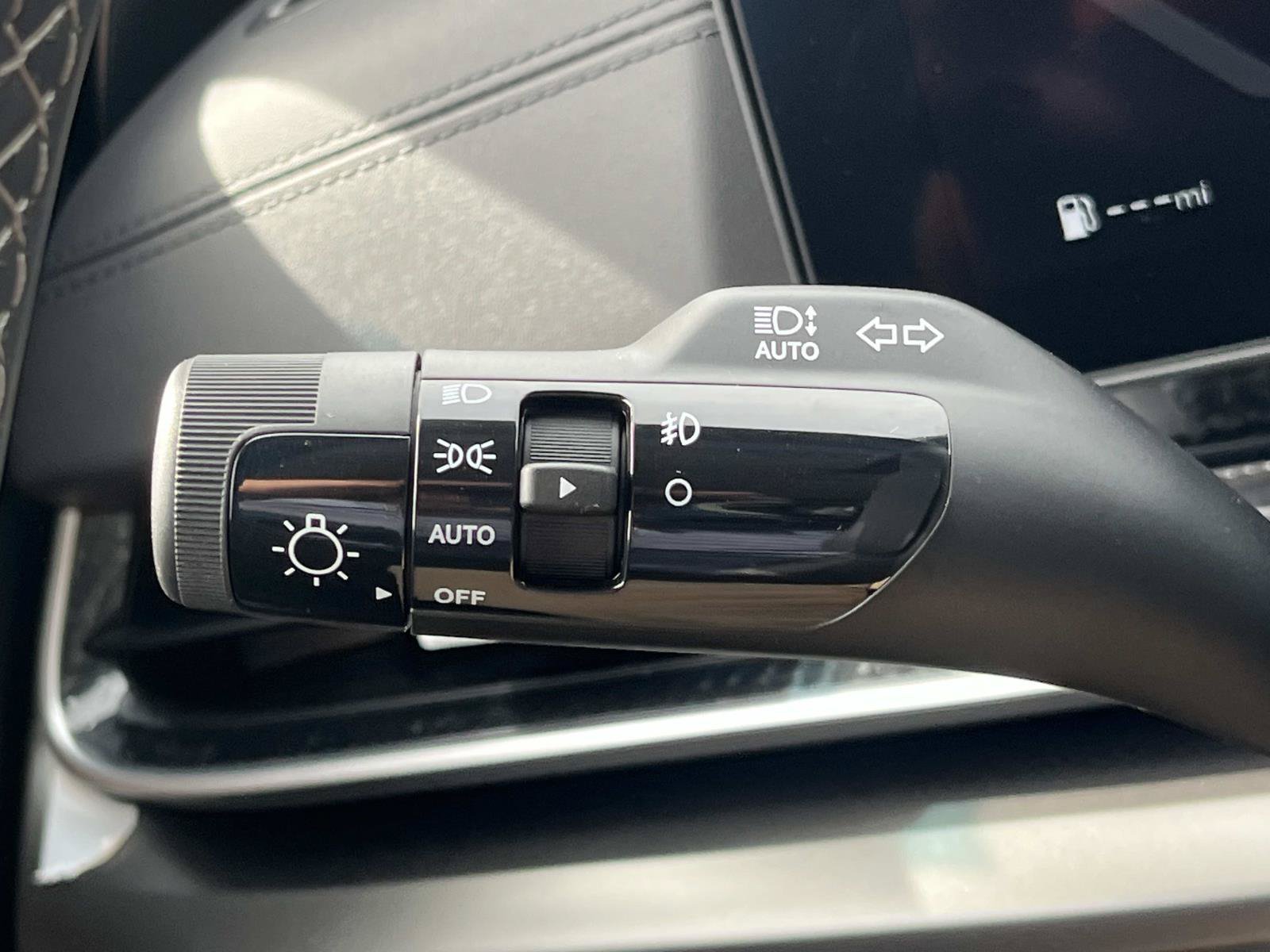 New 2027 Aurora Black Pearl Kia SX Prestige image 36