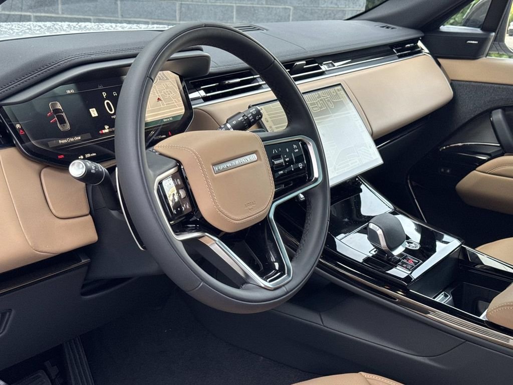 New 2026 Borasco Grey Land Rover SE image 24
