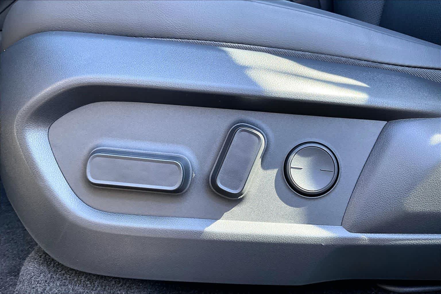 New 2026 Cloudburst Gray Lexus PREMIUM image 15