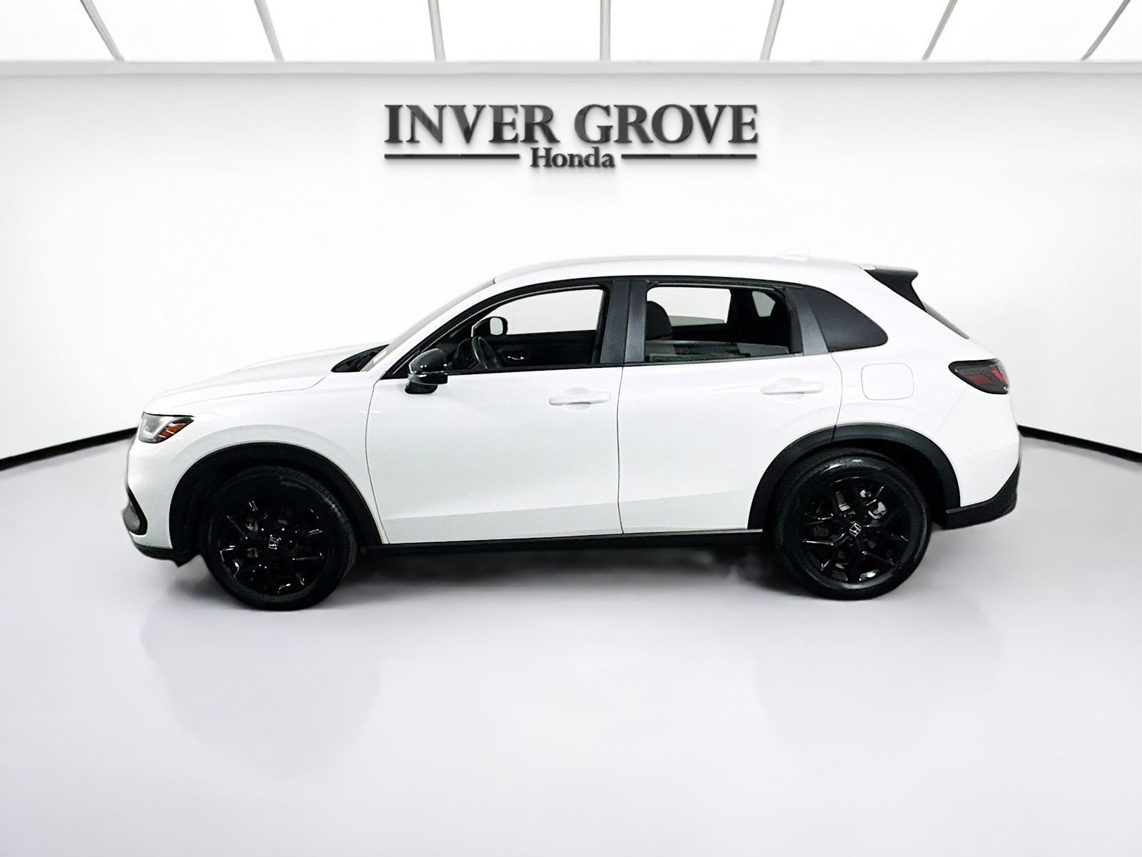 Certified Used 2024 Platinum White Pearl Honda 5DR AWD SPORT image 8