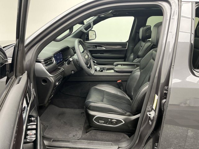 Used 2023 Baltic Gray Metallic Clearcoat Jeep  image 3