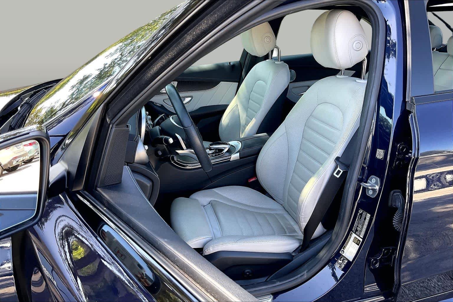 Used 2017 Lunar Blue Metallic Mercedes-Benz AMG® C 43 image 9