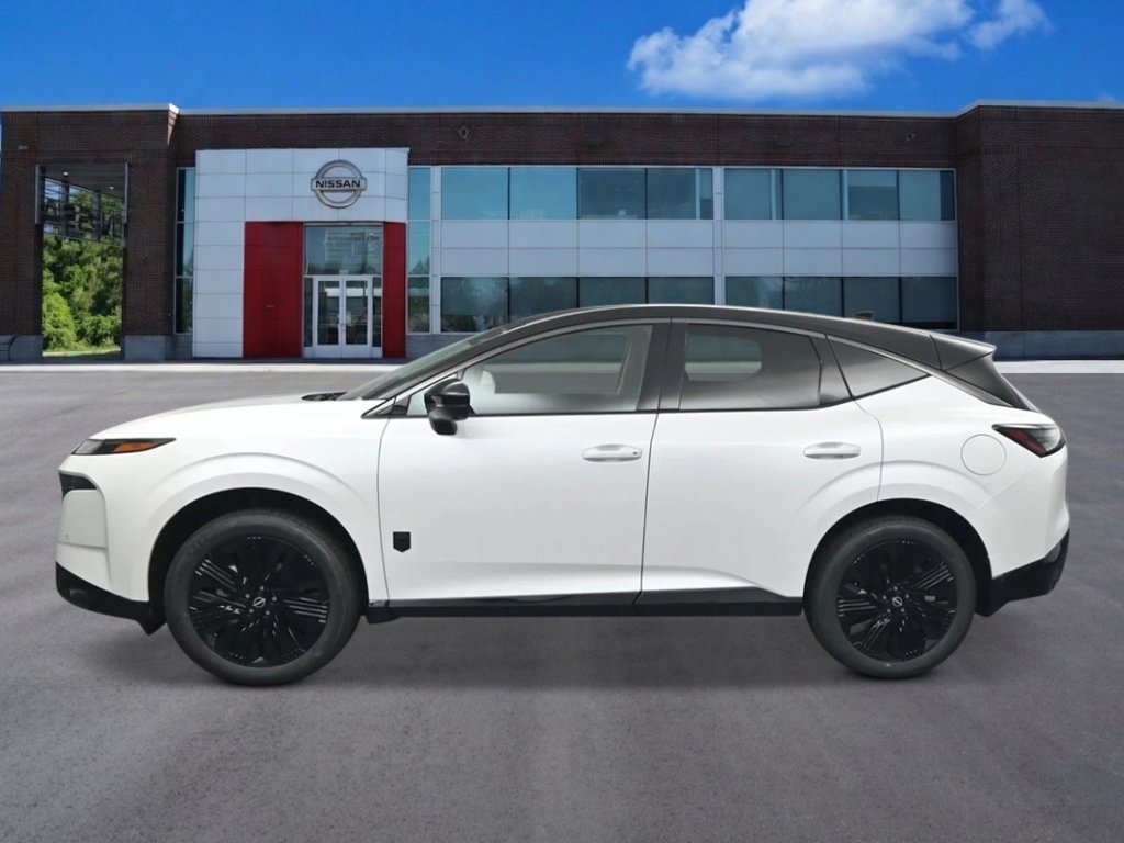 New 2027 Everest White Pearl Tricoat/Super Black Nissan Dark Armor image 2