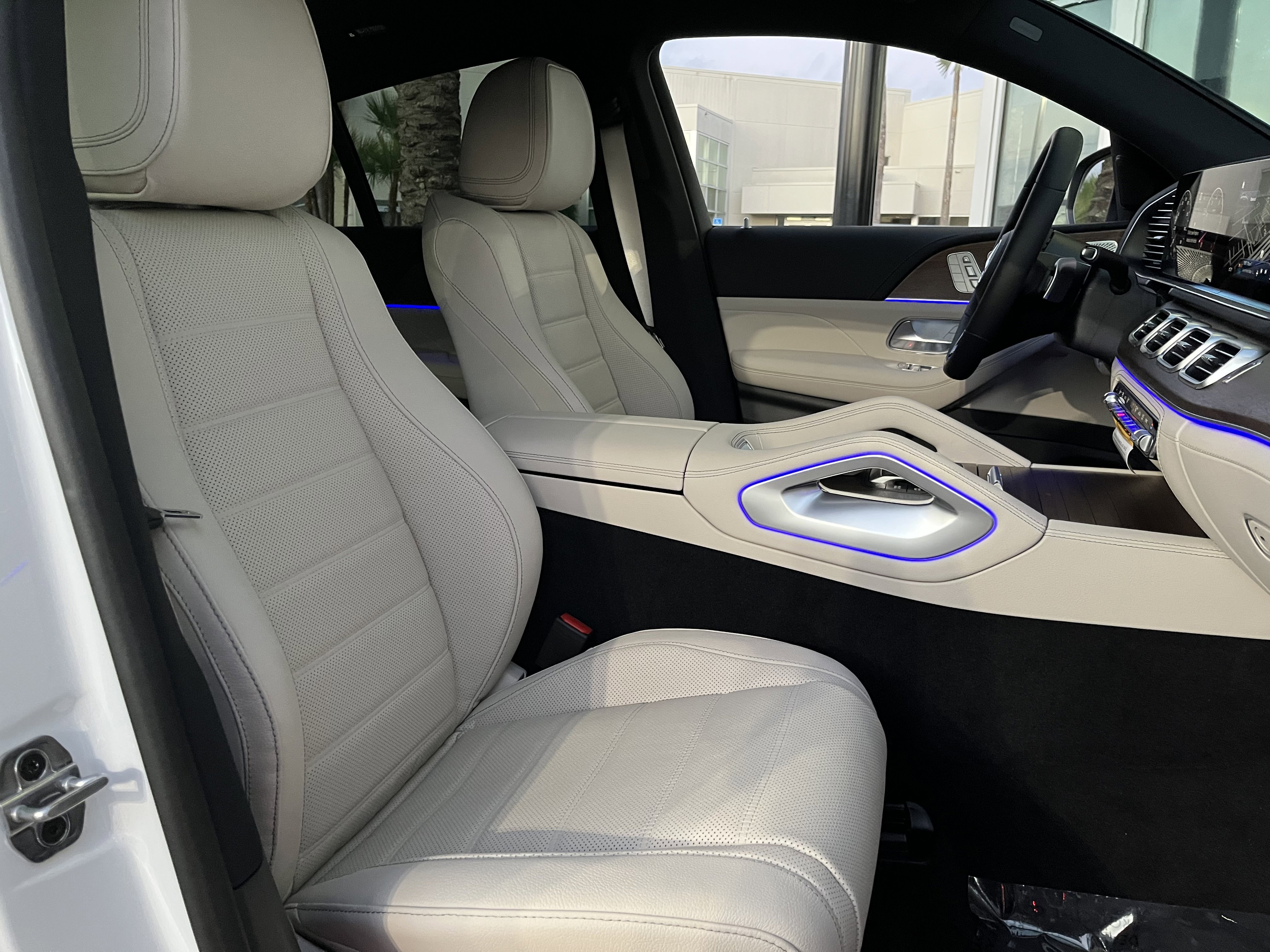 New 2026 MOONLIGHT WHITE Mercedes-Benz GLE 450 image 21