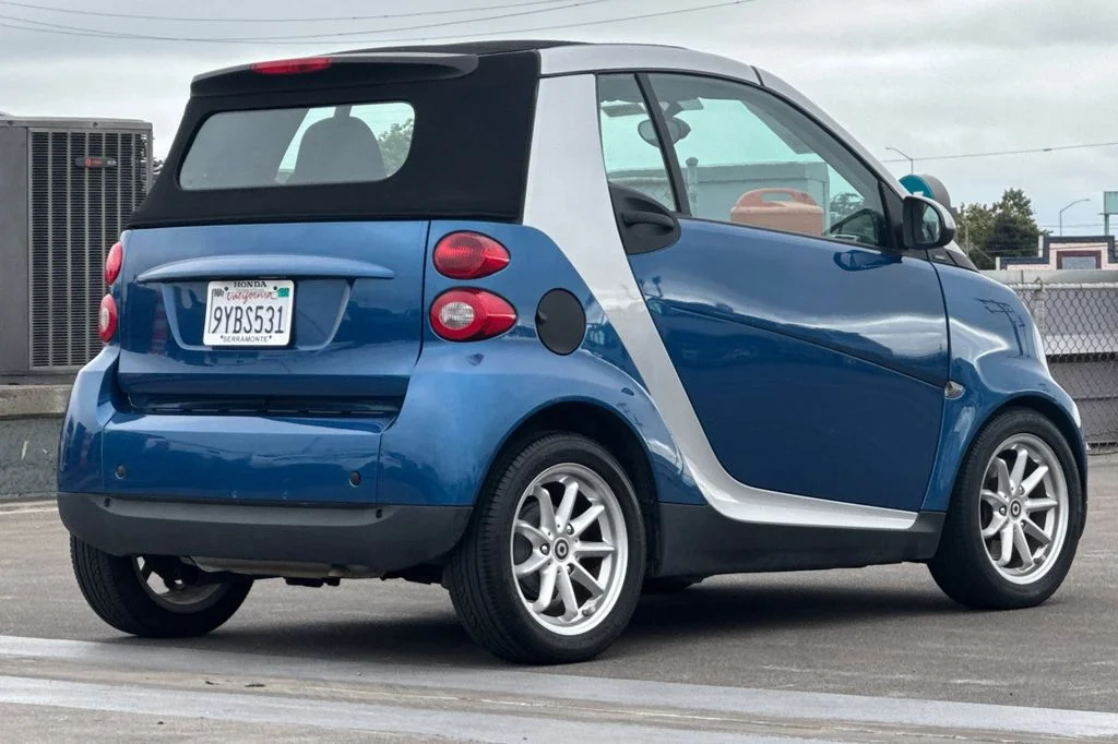 Used 2009 Blue smart Passion image 4