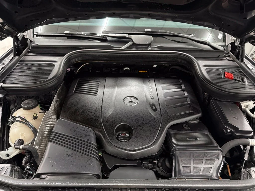 Certified Used 2024 Black Mercedes-Benz GLE 450 image 36