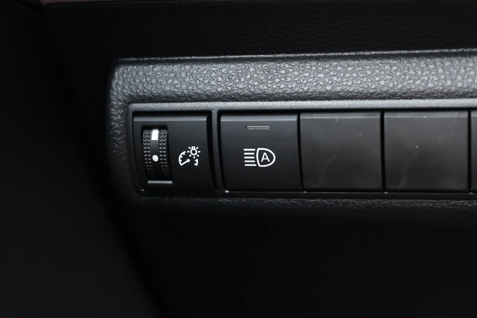 New 2027  Toyota LE image 20