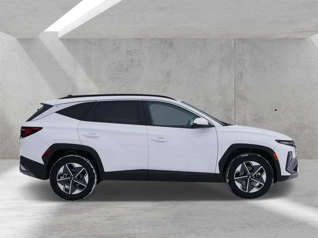 Certified 2025 Hyundai Tucson SEL with VIN 5NMJBCDE5SH507405 for sale in White Bear Lake, Minnesota