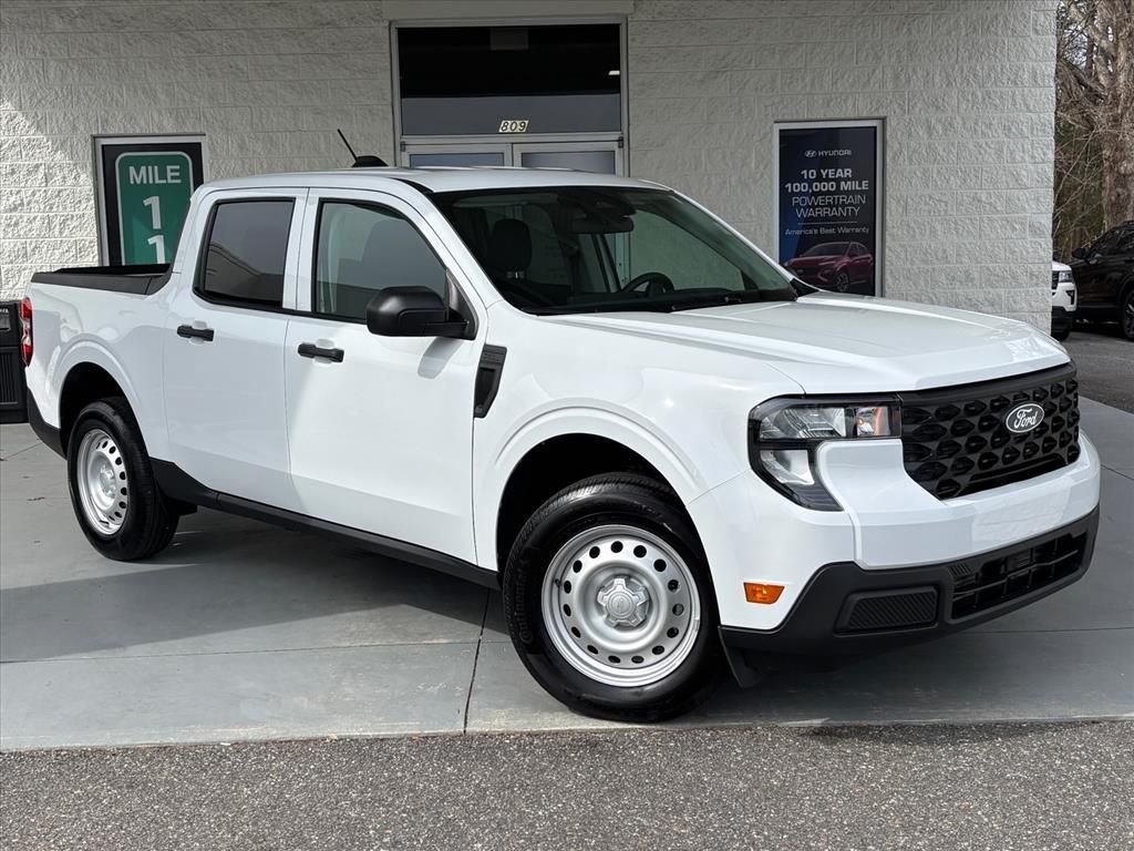 2025 Ford Maverick XL