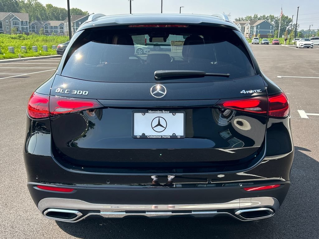 New 2026 Black Mercedes-Benz GLC 300 image 41