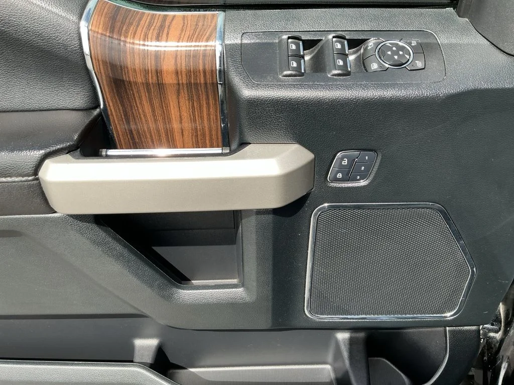 Used 2017 Black Ford Lariat image 10
