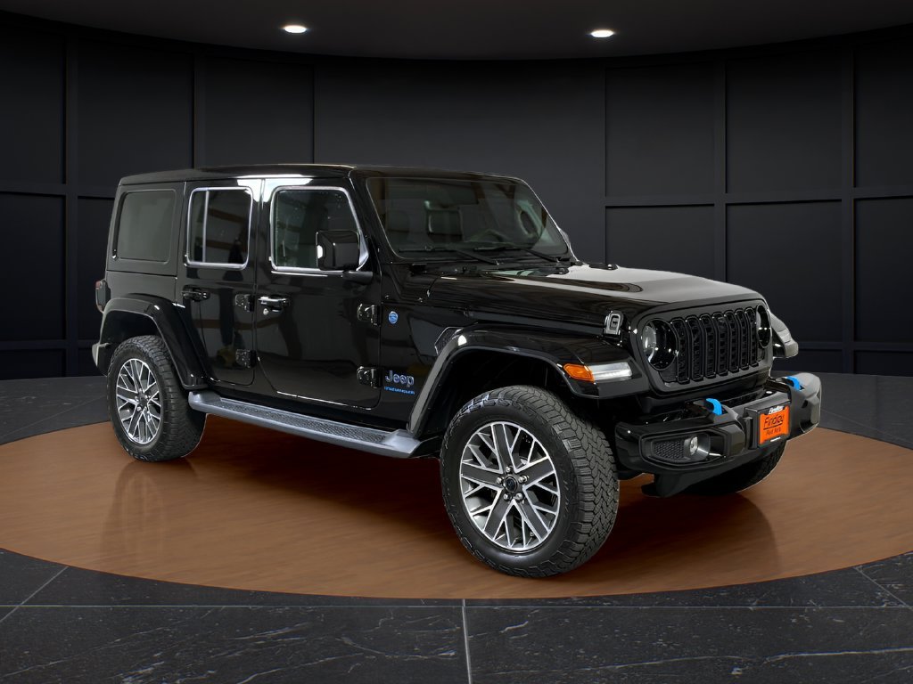 Used 2024 Black Jeep High Altitude 4xe image 7