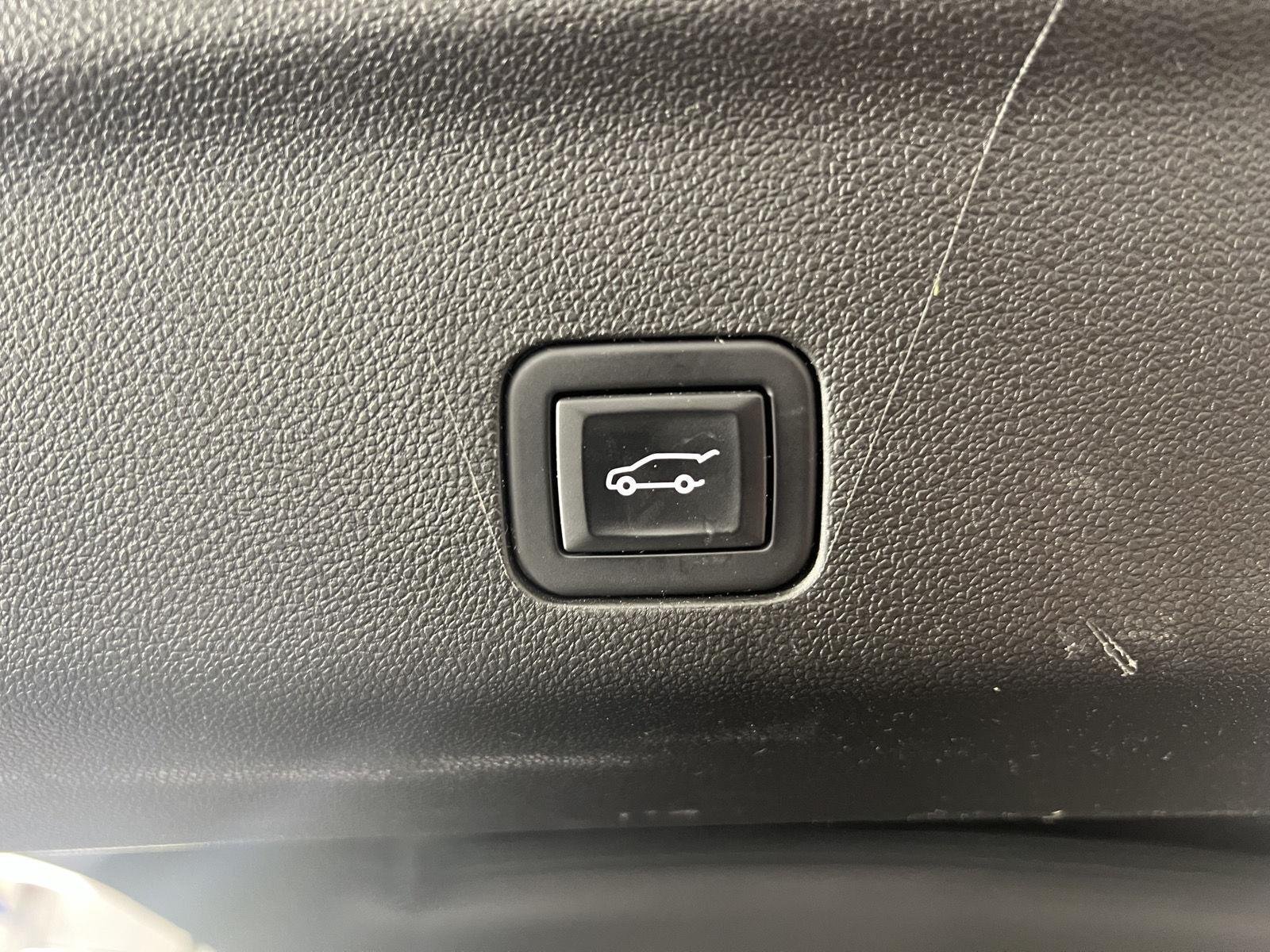 Used 2023 Black Chevrolet LT image 27