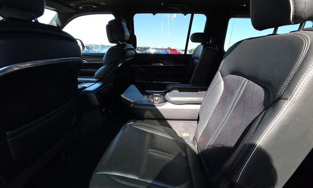 Used 2022 Black Jeep Series II image 11