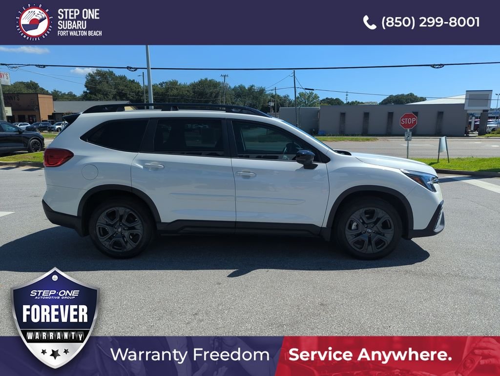 Used 2026 White Subaru Onyx Edition Touring image 8