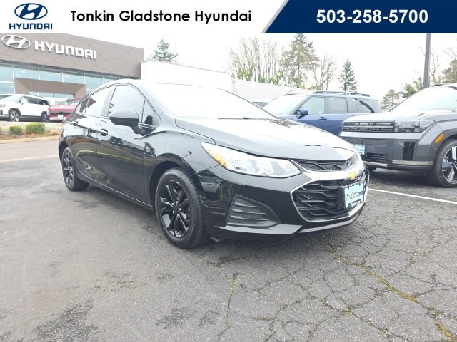 Used 2019 Chevrolet Cruze LS with VIN 3G1BC6SMXKS566254 for sale in Gladstone, OR