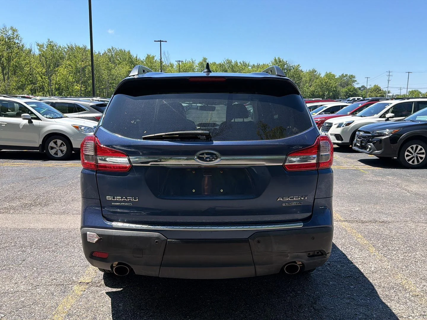 Used 2019 Abyss Blue Pearl Subaru Limited image 9