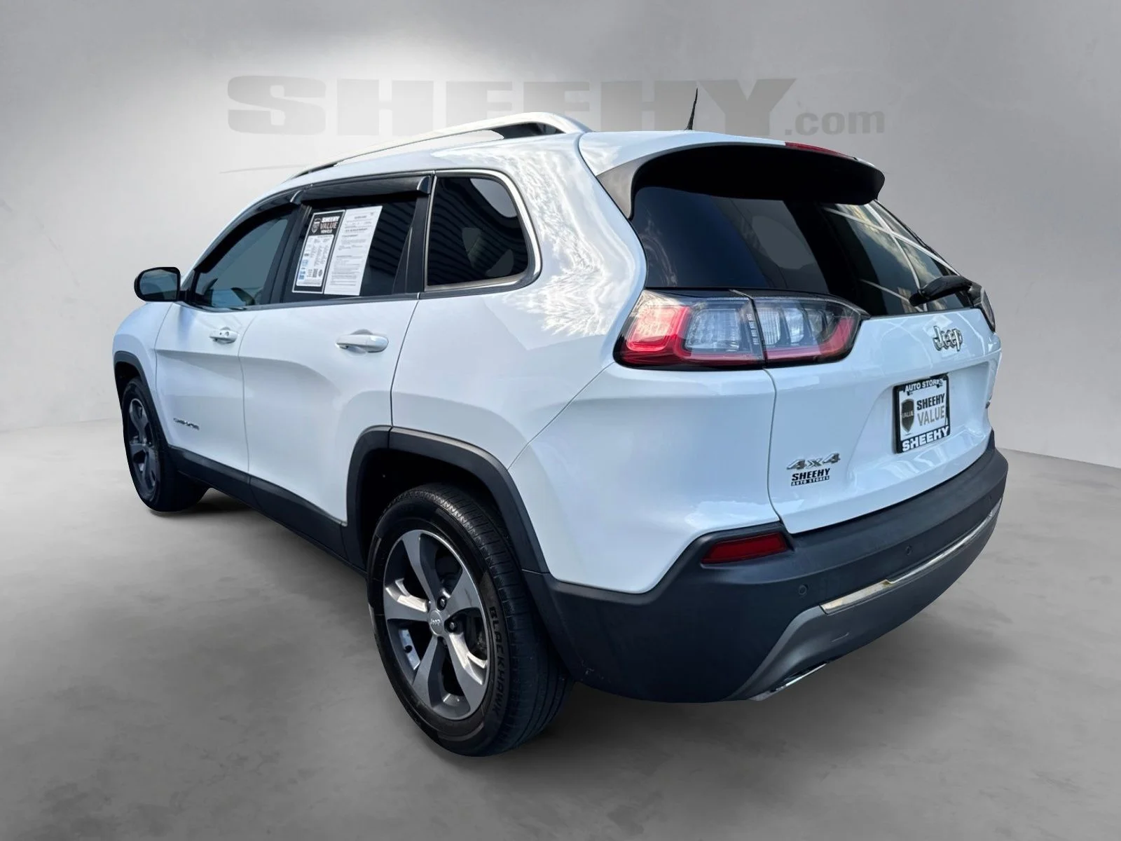 Used 2019 Bright White Clearcoat Jeep Limited image 14