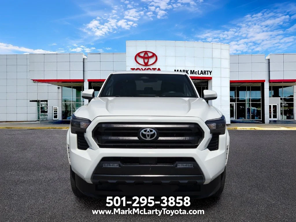 Used 2025 White Toyota SR5 image 8