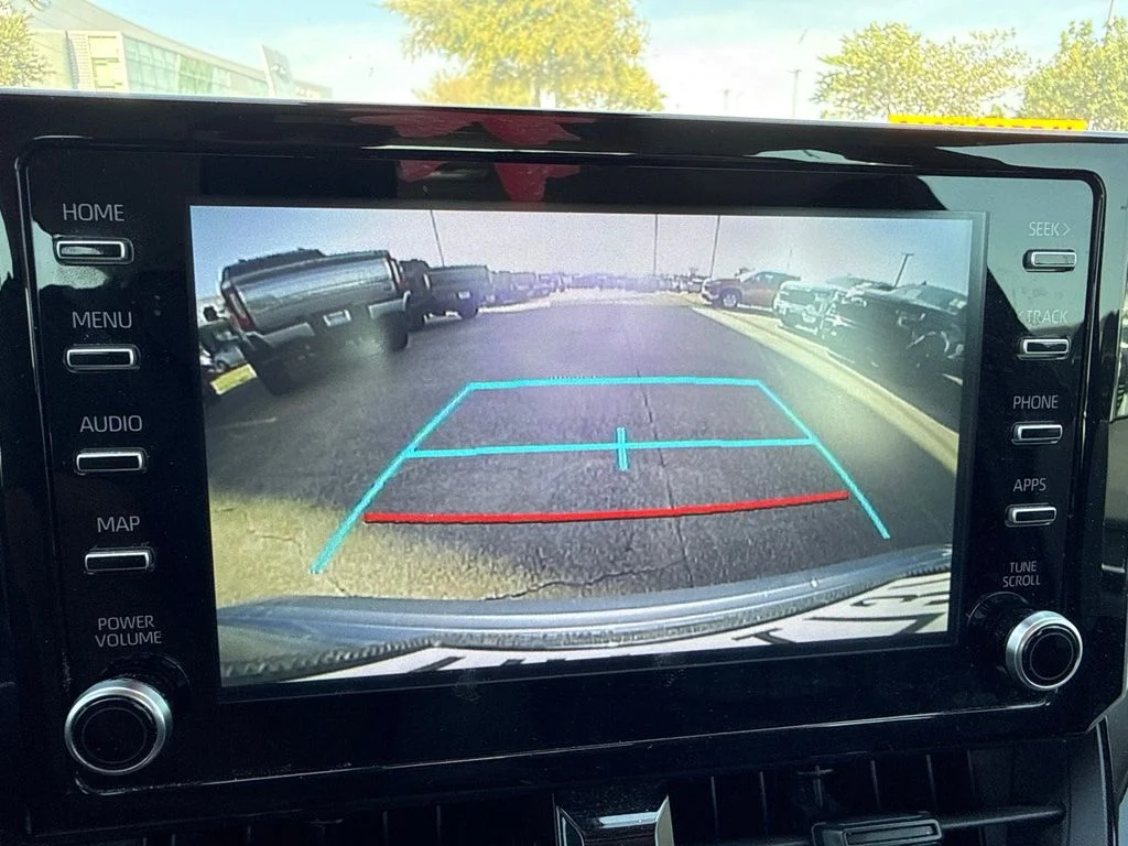 Used 2020 Gray Toyota LE image 9