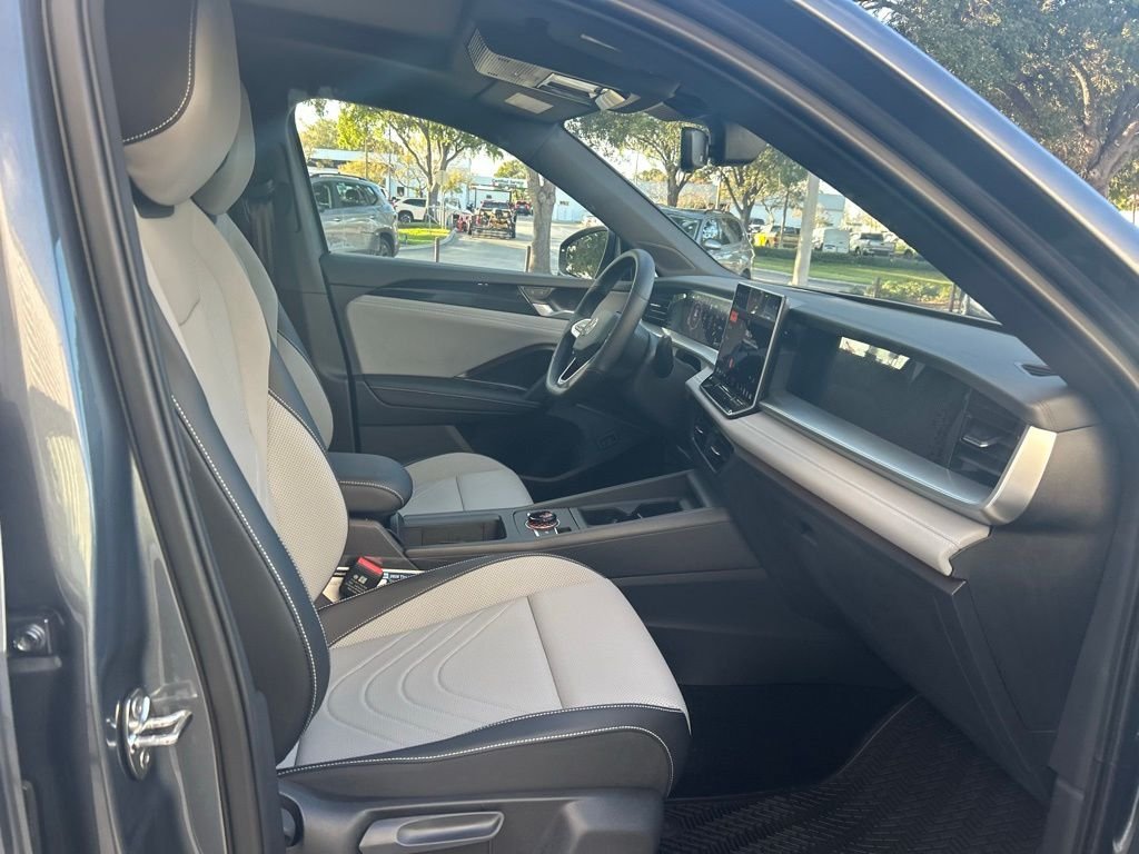 New 2026 Gray Volkswagen 2.0T SE R-Line Black image 35