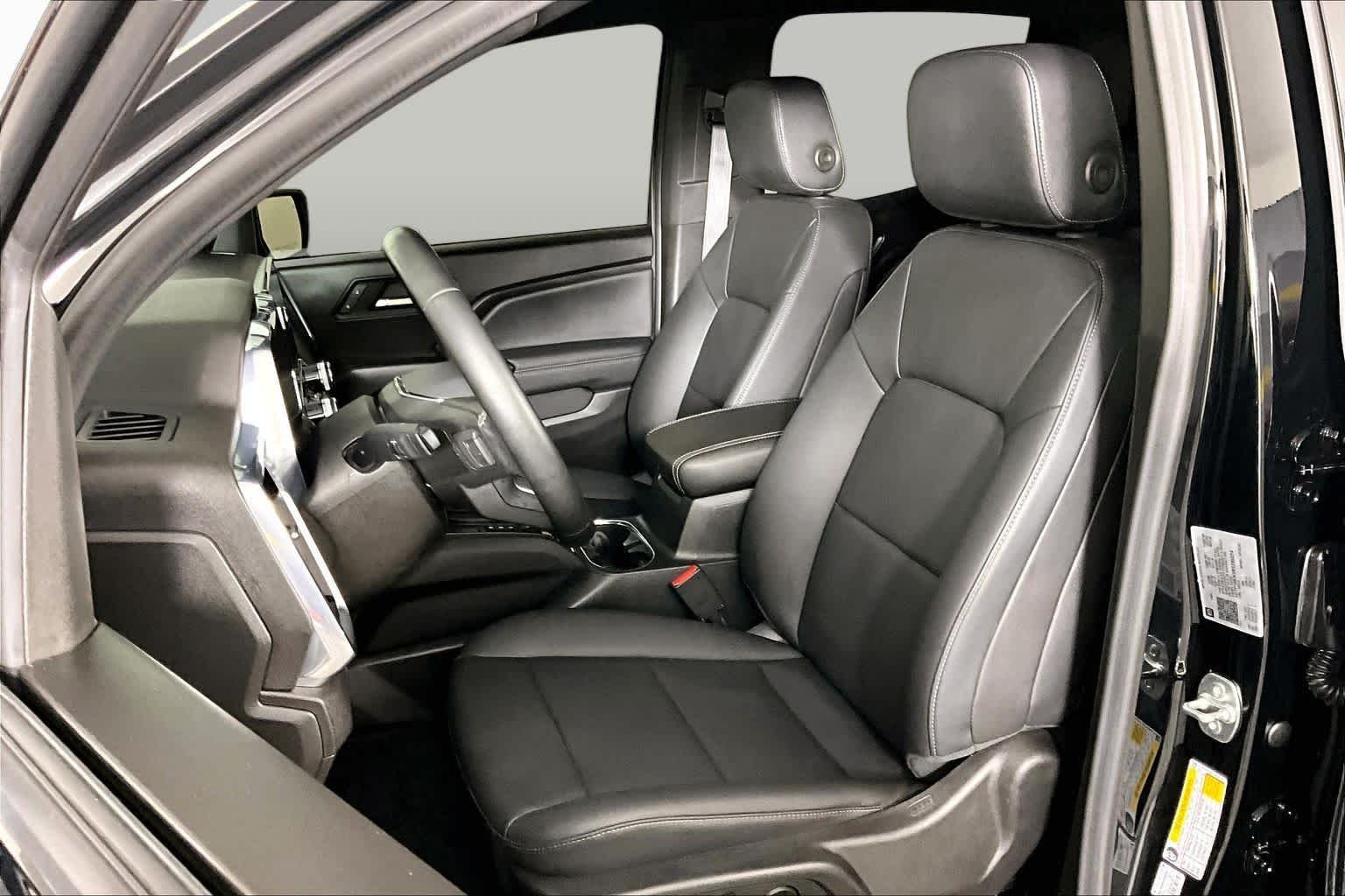Used 2024 Onyx Black GMC 2WD Elevation image 8