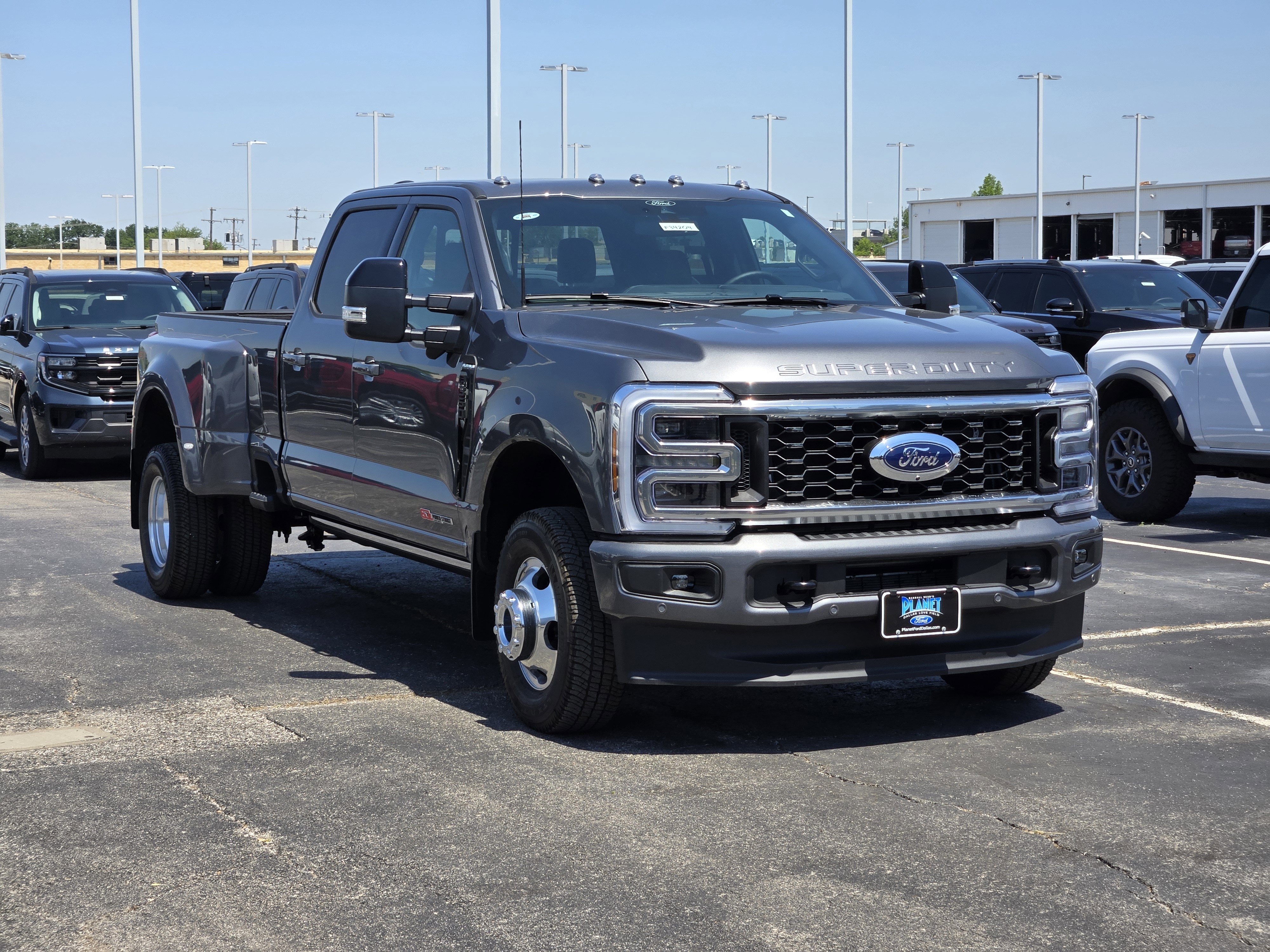 New 2026 Carbonized Gray Ford F-350 Platinum image 2