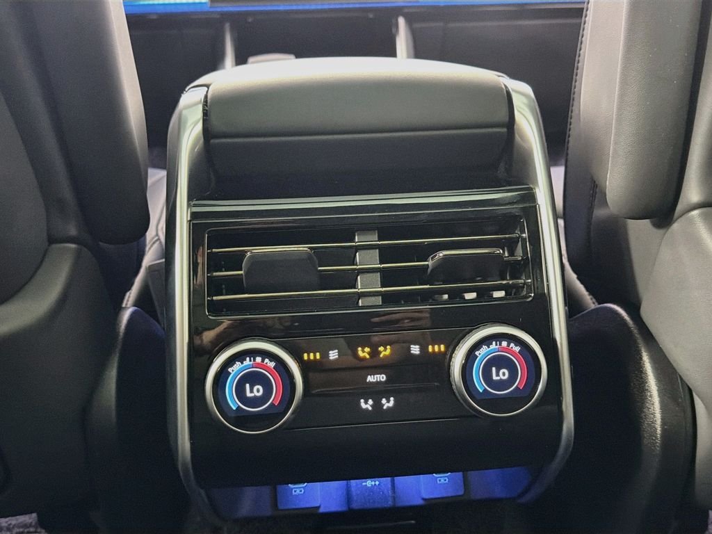 Certified Used 2025  Land Rover SE image 27