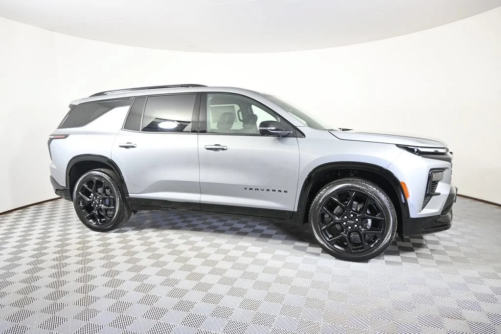 2026 Chevrolet Traverse RS - Photo 8