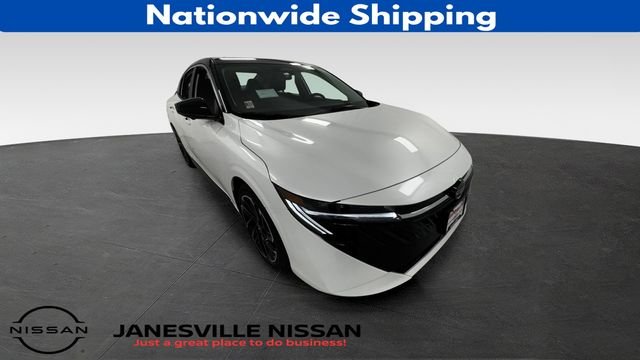 2026 Nissan Sentra SR CVT's photo